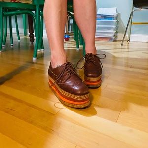 Jeffrey Campbell platform